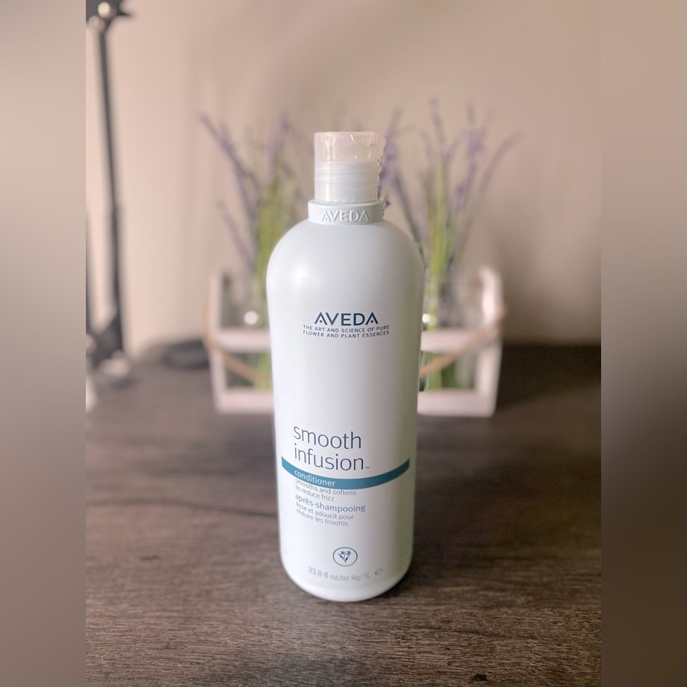 Aveda smooth infusion conditioner large 33.8 oz bottle brand new